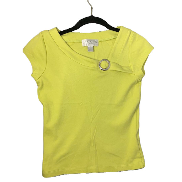 Casual Corner Annex Petite Yellow Top With Decorative Ring Accent Size XS - Picture 1 of 3